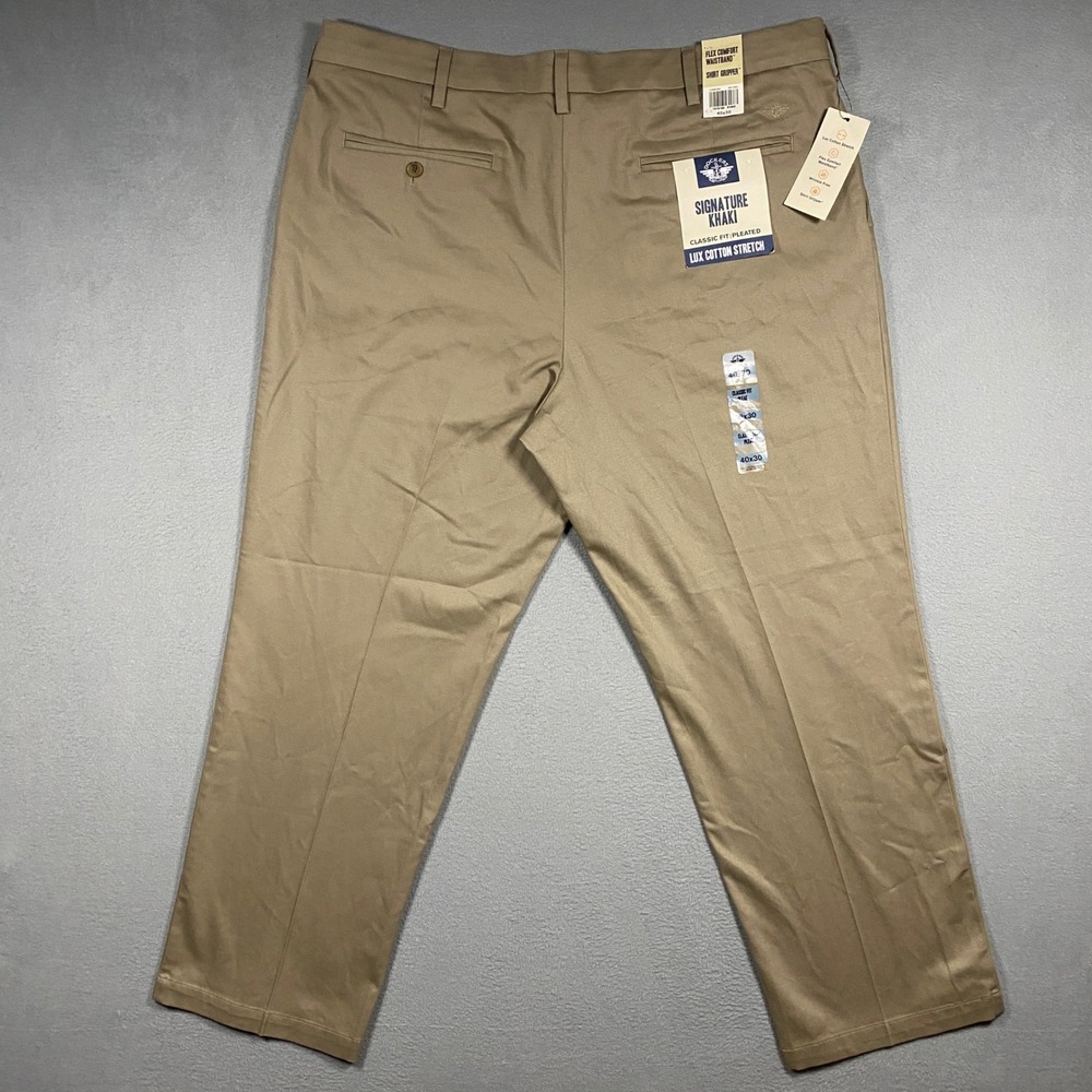 Dockers Signature Khaki Pants Mens 40x30 Tan Pleated Lux Cotton Stretch New